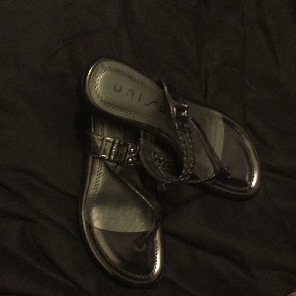 Pewter Unisa wedge shoes size 7.5 NWOT